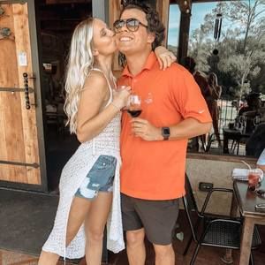 Meet your Posher, Rebekah